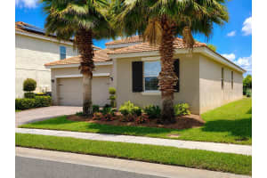 1047 OAK BLUFF DRIVE, DAVENPORT, FL 33837 - MLS#MFRO6409756
