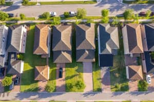 11100 LONGLEAF WOODS DRIVE, ORLANDO, FL 32832 - MLS#MFRO6410040