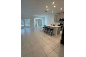 2350 BURNEY FALLS LANE, DAVENPORT, FL 33837 - MLS#MFRO6410130