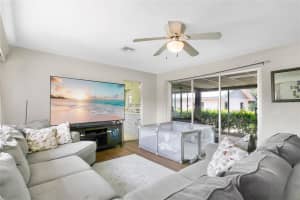 2201 WASHINGTON AVENUE, EUSTIS, FL 32726 - MLS#MFRO6410137