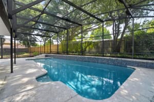 637 LAKESHORE DRIVE, CLERMONT, FL 34711 - MLS#MFRO6410346