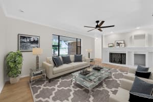 637 LAKESHORE DRIVE, CLERMONT, FL 34711 - MLS#MFRO6410346