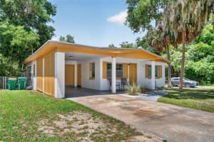 529 GOTTSCHE AVENUE, EUSTIS, FL 32726 - MLS#MFRO6410377