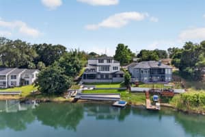 3059 LAKESHORE COURT, EUSTIS, FL 32726 - MLS#MFRO6410630