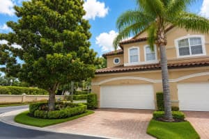 8766 THE ESPLANADE #23, ORLANDO, FL 32836 - MLS#MFRO6410736