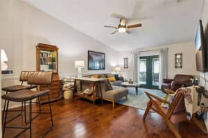 1021 OLLIFF WAY, OVIEDO, FL 32765 - MLS#MFRO6410739