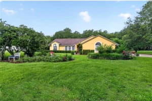 22733 STALLION DRIVE, SORRENTO, FL 32776 - MLS#MFRO6410891