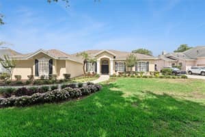 3823 WINDING LAKE CIRCLE, ORLANDO, FL 32835 - MLS#MFRO6411193