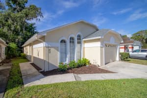 105 HOLLOWAY COURT, SANFORD, FL 32771 - MLS#MFRO6411288