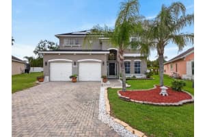2596 SAND HILL POINT CIRCLE, DAVENPORT, FL 33837 - MLS#MFRO6411388
