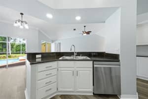 504 STRATFIELD DRIVE, LUTZ, FL 33549 - MLS#MFRO6411732