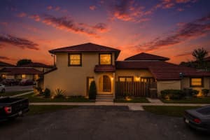 447 HUNTER CIRCLE, KISSIMMEE, FL 34758 - MLS#MFRO6411763