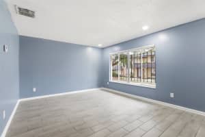 5423 BROOKSWOOD WAY, ORLANDO, FL 32808 - MLS#MFRO6411909