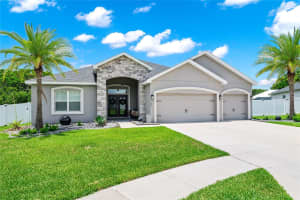 1061 SANDPIPER LOOP, WINTER HAVEN, FL 33881 - MLS#MFRO6412012
