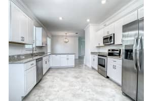 11100 BALFOUR STREET, VENICE, FL 34293 - MLS#MFRO6412049
