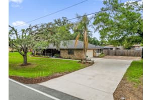 8004 WALT WILLIAMS ROAD, LAKELAND, FL 33809 - MLS#MFRO6412289