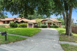 9109 QUEEN ELIZABETH COURT, ORLANDO, FL 32818 - MLS#MFRO6412503
