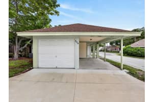 724 LAKESIDE DRIVE, WINTER SPRINGS, FL 32708 - MLS#MFRO6412679