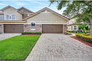2125 Velvet Leaf Dr, OCOEE
