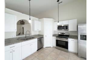 121 GLEASON COVE, SANFORD, FL 32773 - MLS#MFRO6412772