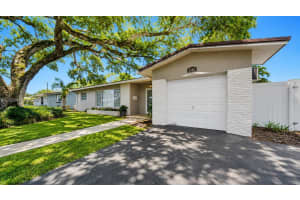 2202 42ND AVENUE, HOLLYWOOD, FL 33021 - MLS#MFRO6412816
