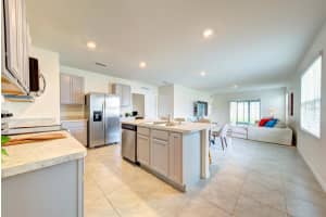 2090 APALACHICOLA LANE, SANFORD, FL 32771 - MLS#MFRO6412828