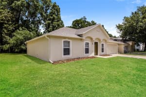 949 CASCADES PARK TRAIL, DELAND, FL 32720 - MLS#MFRO6412835