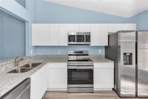 2501 KING OAK CIRCLE, ST CLOUD, FL 34769 - MLS#MFRO6413032