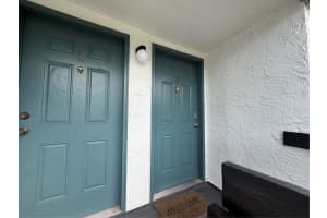 4111 SEMORAN BOULEVARD, ORLANDO, FL 32822 - MLS#MFRO6413183