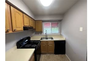 4111 SEMORAN BOULEVARD, ORLANDO, FL 32822 - MLS#MFRO6413183