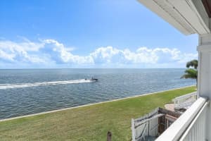 4858 COQUINA KEY DRIVE, ST PETERSBURG, FL 33705 - MLS#MFRO6413293