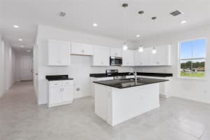 3712 WATERCLIFF CIRCLE, GRAND ISLAND, FL 32735 - MLS#MFRO6413318