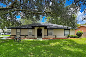 5709 SCOTT LAKE ROAD, LAKELAND, FL 33813 - MLS#MFRO6413438