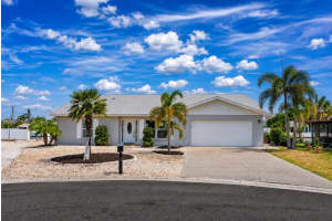 805 Leisey Cir, RUSKIN