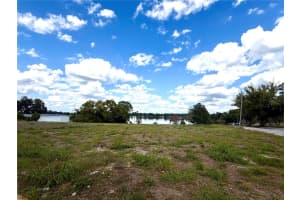 204 AVENUE D NE, WINTER HAVEN, FL 33881 - MLS#MFRO6413665