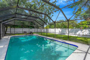 8732 OVERLOOK DRIVE, TAMPA, FL 33617 - MLS#MFRO6413812