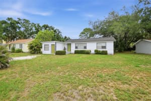 2817 HAWTHORNE STREET, SARASOTA, FL 34239 - MLS#MFRO6413863