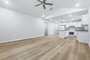 925 19TH STREET, GAINESVILLE, FL 32641 - MLS#MFRO6413950