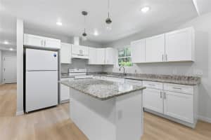 925 19TH STREET, GAINESVILLE, FL 32641 - MLS#MFRO6413950