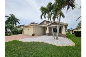 302 SAN LORENZO COURT, BRADENTON, FL 34208 - MLS#MFRO6414047