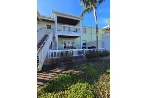 5231 BEACH DRIVE, ST PETERSBURG, FL 33705 - MLS#MFRO6414350
