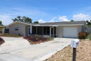 3314 Columbus Dr, HOLIDAY 3314 Columbus Dr, HOLIDAY