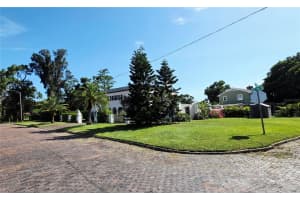 411 72ND STREET, ST PETERSBURG, FL 33707 - MLS#MFRO6414507
