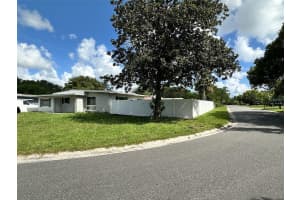 156 PINECREST DR, SANFORD, FL 32773 - MLS#MFRO6414601