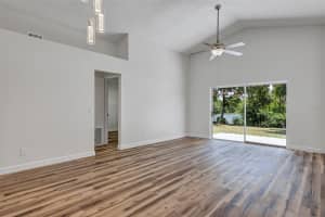 8360 FORT CLINCH AVENUE, ORLANDO, FL 32822 - MLS#MFRO6414842