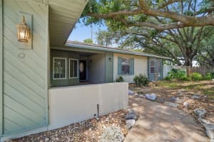 222 LAKEVIEW DRIVE, AUBURNDALE, FL 33823 - MLS#MFRO6414897