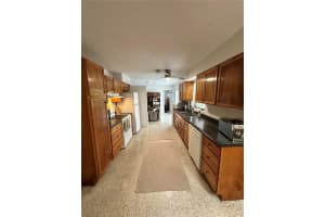 1000 39TH DRIVE, GAINESVILLE, FL 32605 - MLS#MFRO6414999