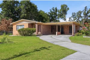 620 CUMMINGS STREET, LAKE ALFRED, FL 33850 - MLS#MFRO6415315