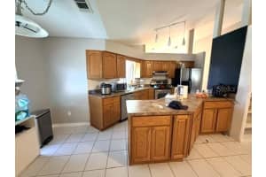 1677 SACKETT CIRCLE, ORLANDO, FL 32818 - MLS#MFRO6415947