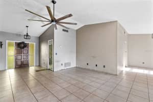 553 MELLOWOOD AVENUE, ORLANDO, FL 32825 - MLS#MFRO6416049